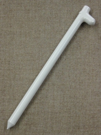 12 forged head steel stake with baked on white enamel paint